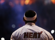 数据复盘：AC米兰次回合对阵俄克拉荷马城雷霆，詹姆斯效率值爆表(湖人vs凯尔特人3月9日数据分析)